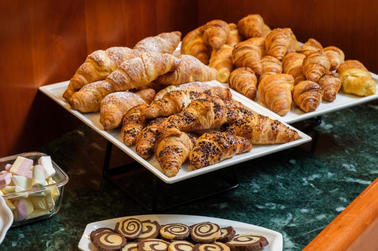 Shg Hotel Bologna Дзола Предоза Екстериор снимка