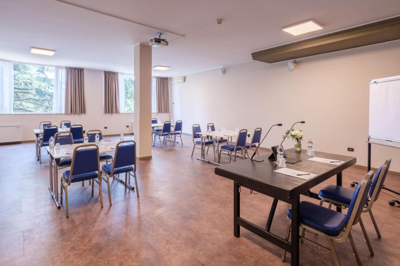 Shg Hotel Bologna Дзола Предоза Екстериор снимка